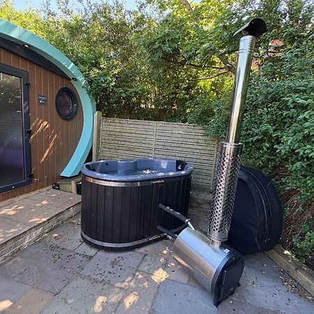 Elletson Park Wood Fired Hot Tubs, Caravans & Pods Pilling Екстер'єр фото